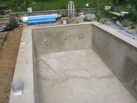 Строительство бассейна - можно ли справиться самостоятельно?