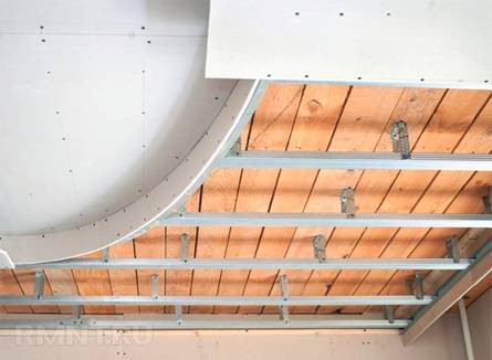 Варианты отделки и фото двухуровневых потолков из гипсокартона для кухни