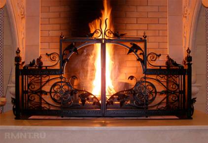Уютно и тепло: как сделать камин в частном доме